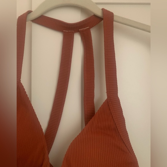 Bundle of two swim tops - Picture 2 of 7